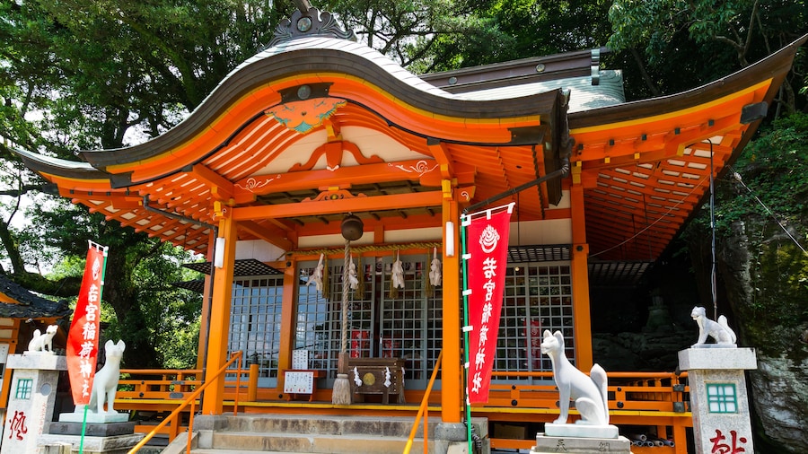 Đền Wakamiya Inari
