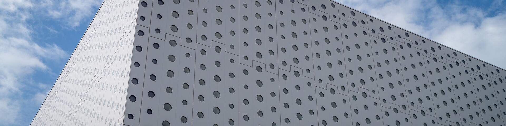 Kanazawa Umimirai Library which includes modern architecture