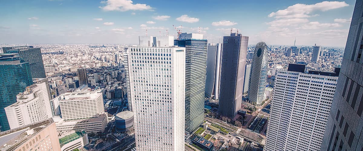 Aerial shot of Shinjuku Sumitomo Building in Japan