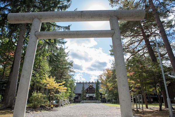 Asahikawa_KamikawaShrine_553248621562275940_01