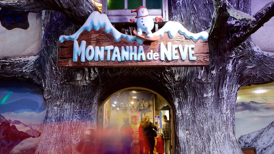 Gramado showing signage