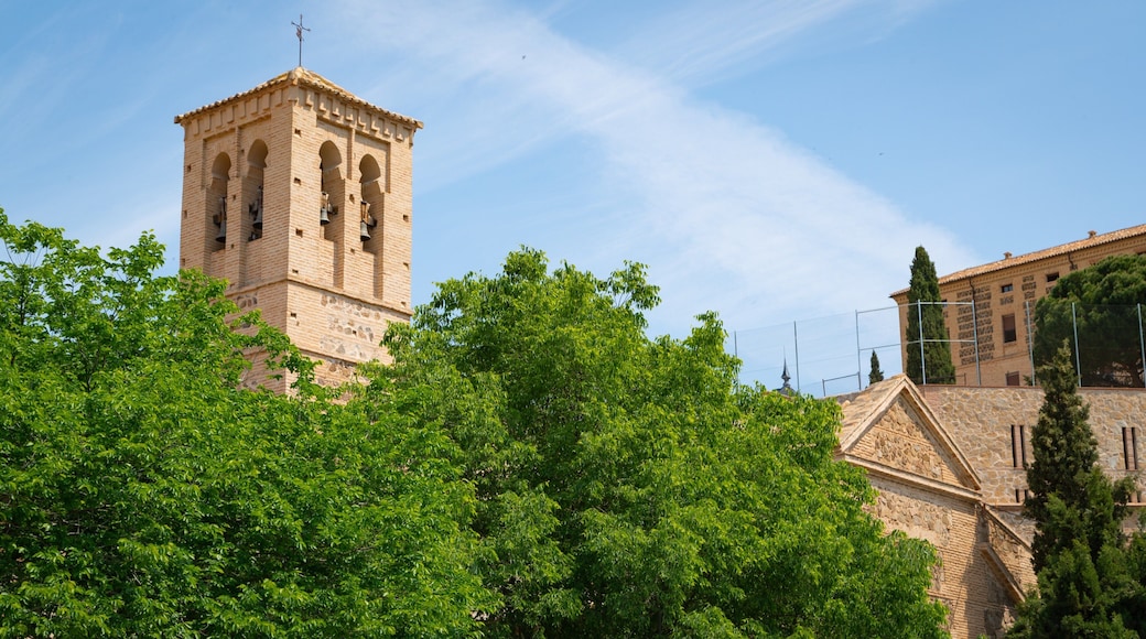 San Sebastian Church featuring heritage elements
