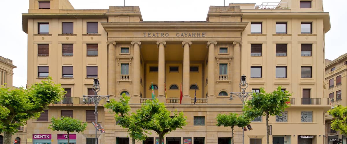 Teatro Gayarre que incluye patrimonio de arquitectura