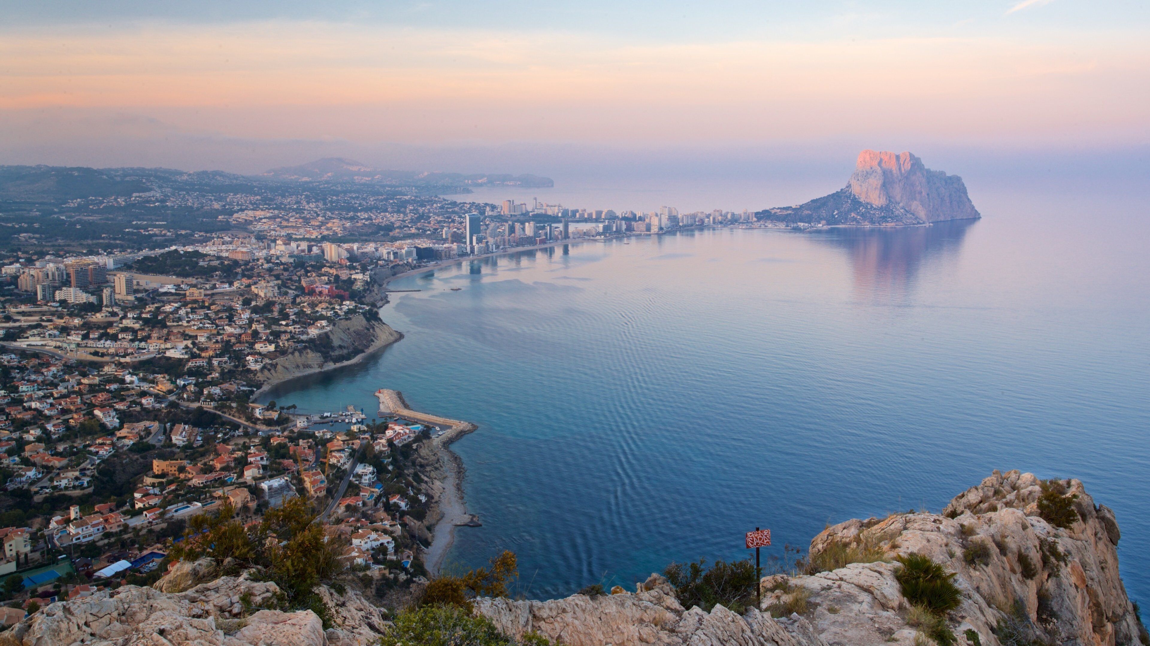 Mirador Monte Toix showing general coastal views, island views and mist or fog
