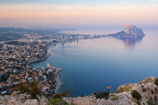 Mirador Monte Toix showing general coastal views, island views and mist or fog