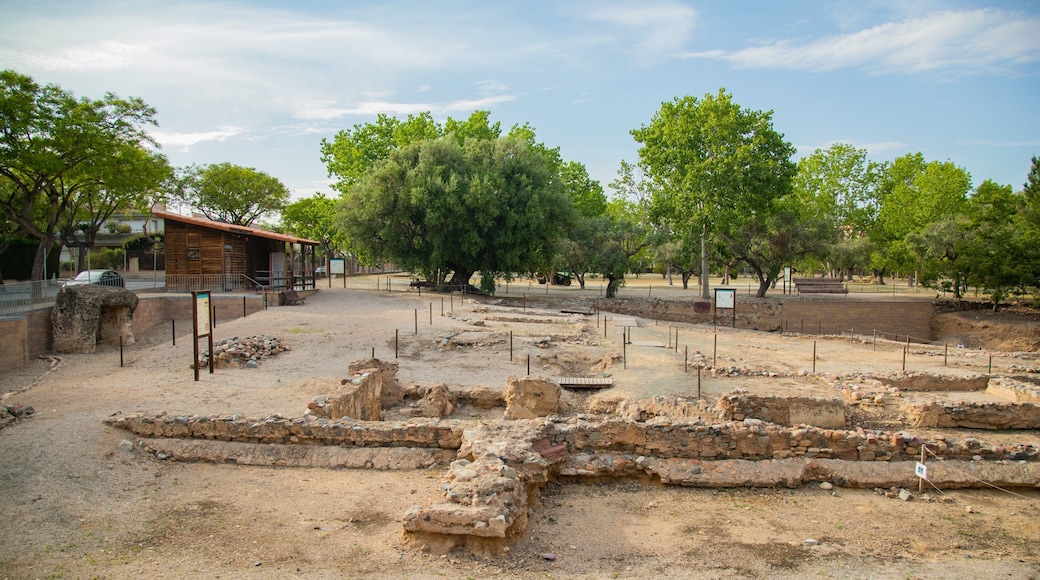 La Llosa Roman Villa which includes building ruins and heritage elements