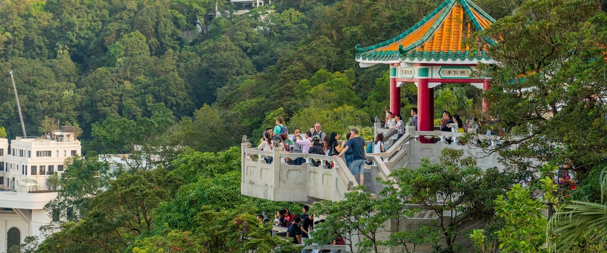 Lion\'s Pavilion which includes landscape views, heritage elements and views
