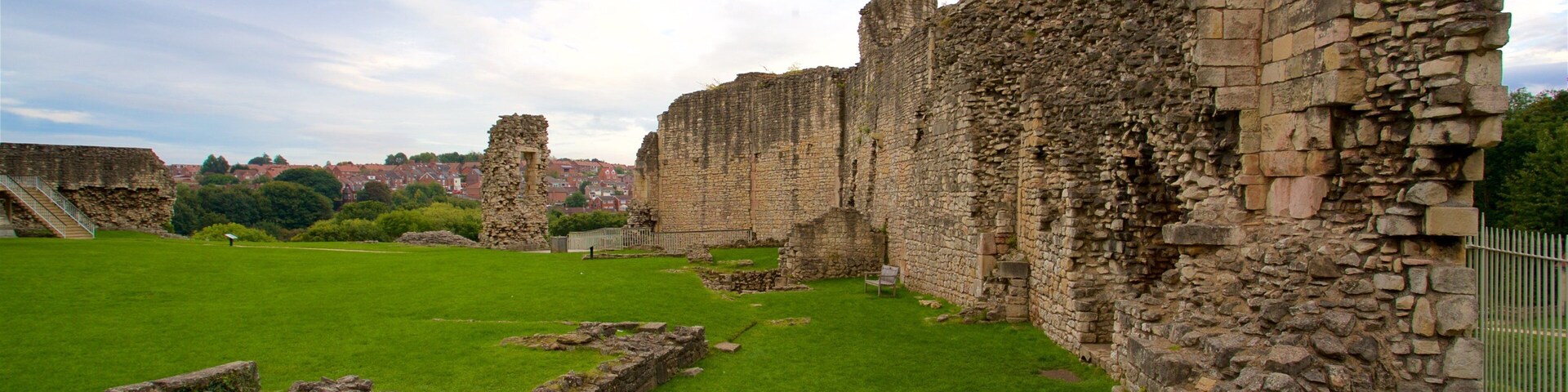 Conisbrough Castle mostrando uma ruína