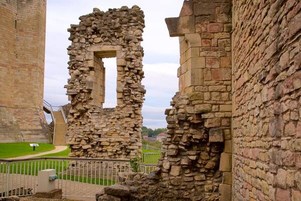 Conisbrough Castle featuring building ruins