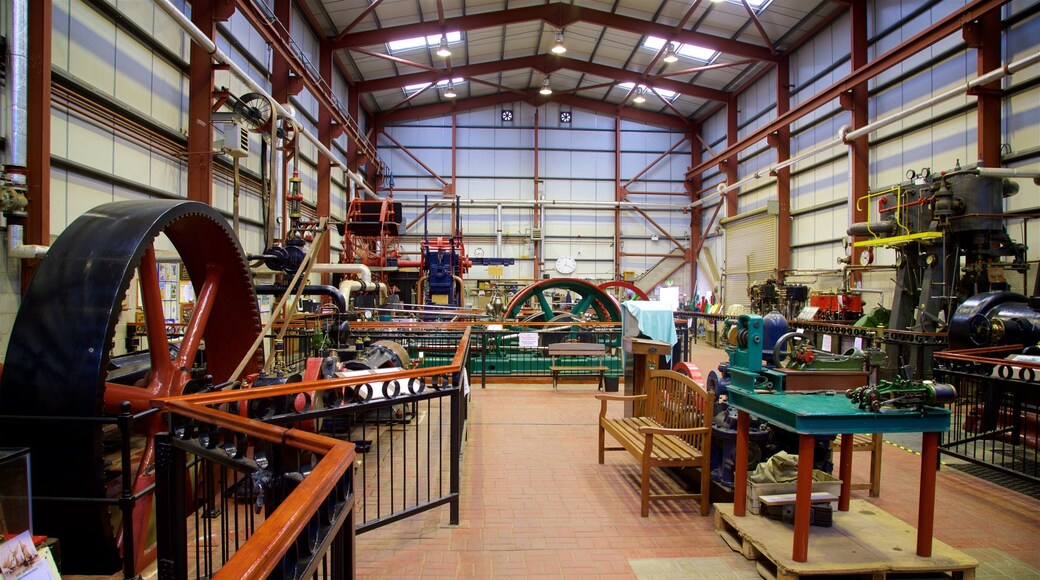마크햄 그레인 스팀 박물관 을 보여주는 문화유산 요소 과 실내 전경