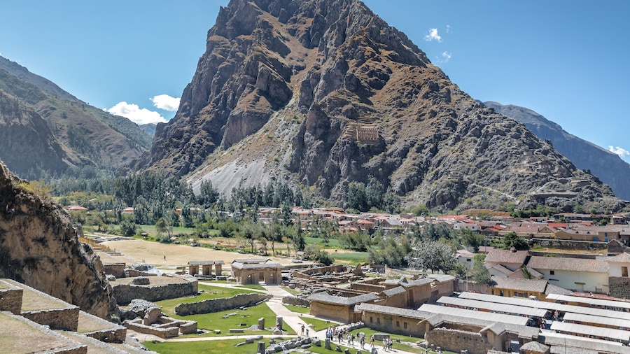 Ollantaytambo village and Pinkuylluna Mountain - Ollantaytambo, Sacred Valley, Peru
