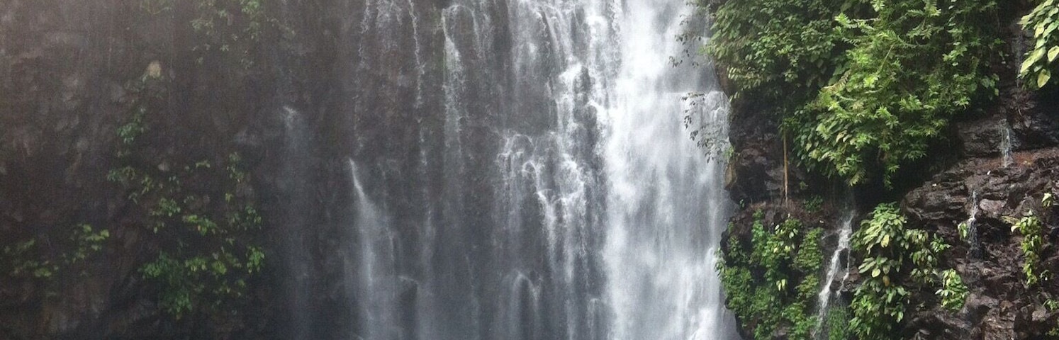We came from CDO, took a 1 and 1/2 bus ride to Iligan, then ride a Habal-Habal towards the Tinago Falls. We took around 436 Stairs going down towards the Falls, it was so tiring that I felt that Anyone would quit especially going up. When we arrived to the place, its sooo WORTH IT! The place is nice, they provide a Lifejacket with a Fee and also you can go under the Waterfalls using a Raft with a Small fee or you could go swim towards.
#iligancity
#thecityofmajesticfalls
#asia
#philippines
