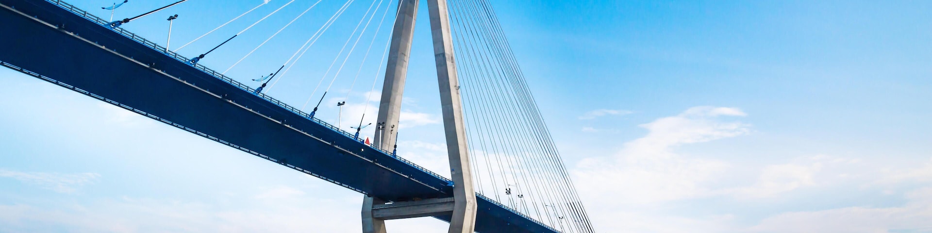 PF8YGD Under Mokpo bridge on the water, Mokpo, South Korea