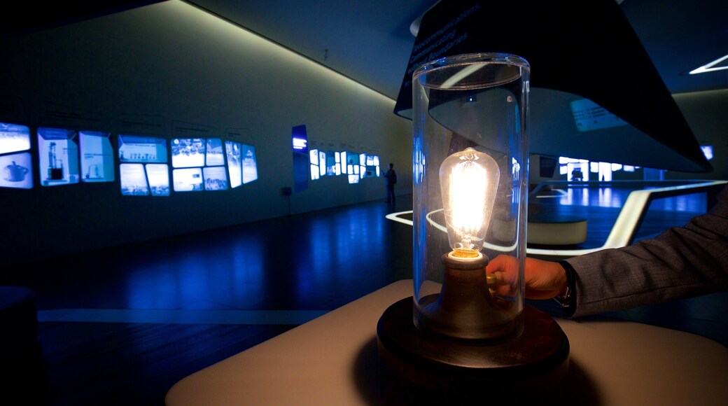 Museo Samsung Innovation ofreciendo vistas interiores y elementos del patrimonio