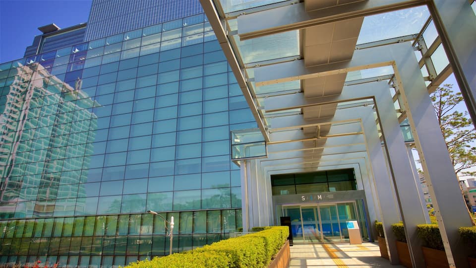 Samsung Innovation Museum fasiliteter samt by