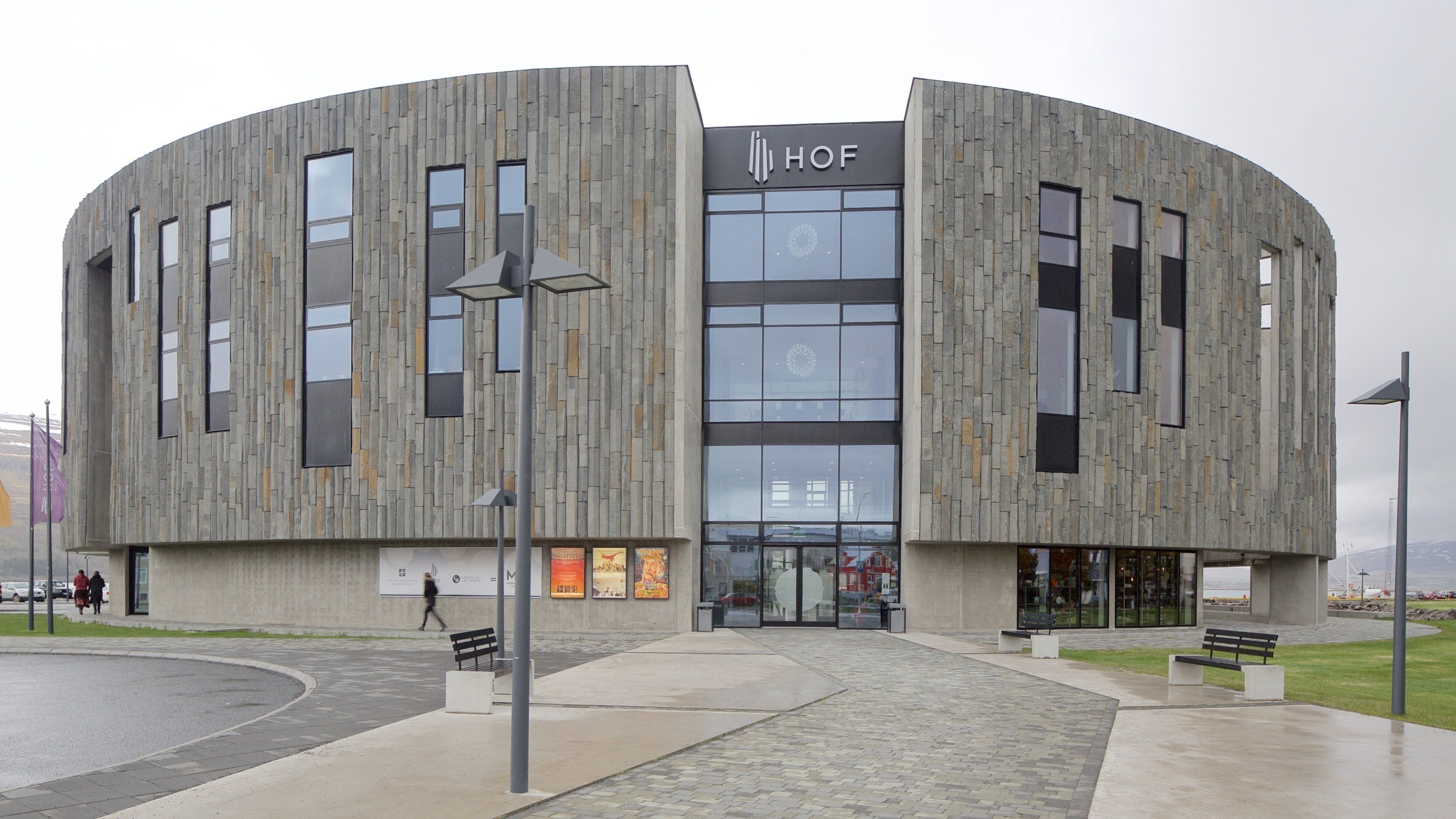 Akureyri featuring street scenes