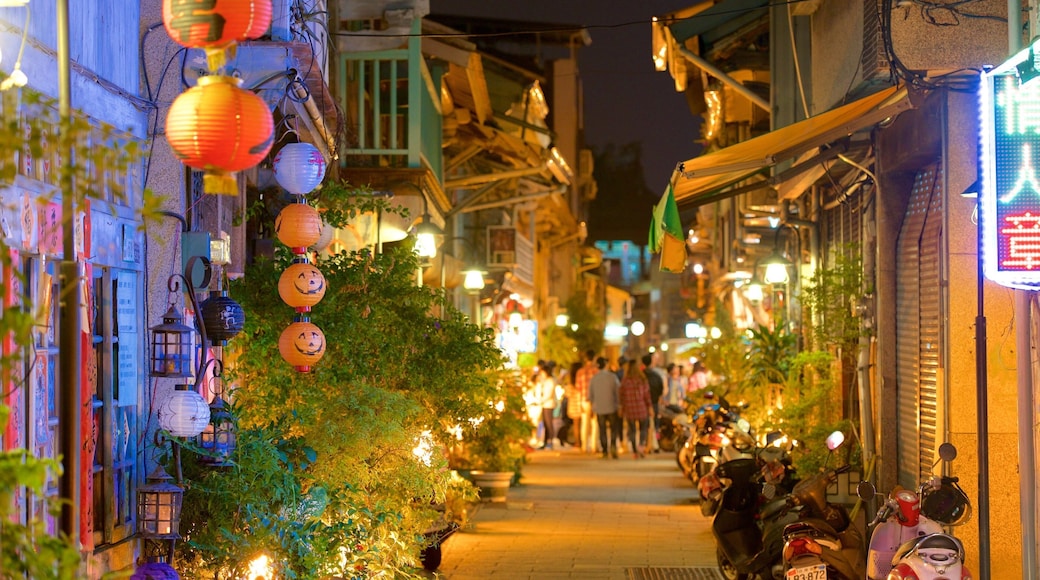 Tainan mettant en vedette scĂšnes de rue