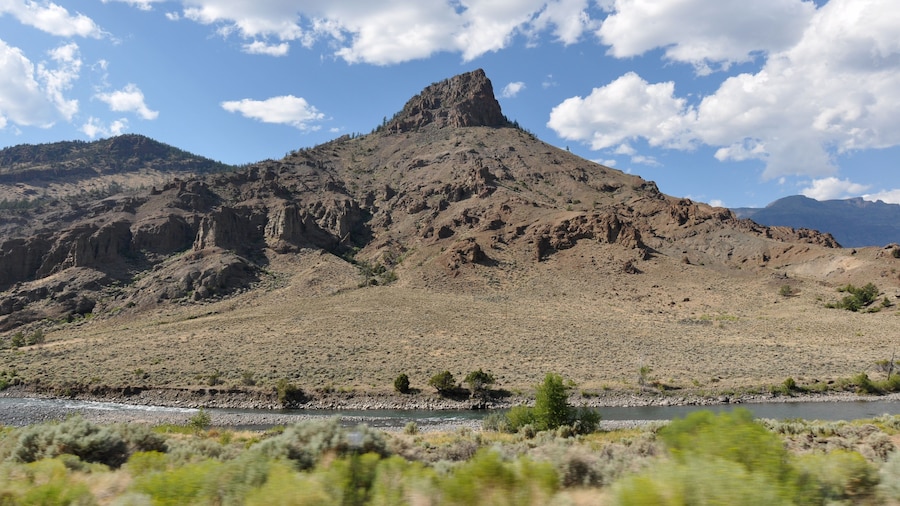 Yellowstone National Park East Entrance