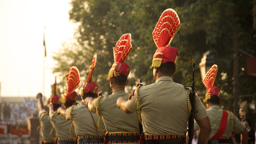 Amritsar mostrando artículos militares