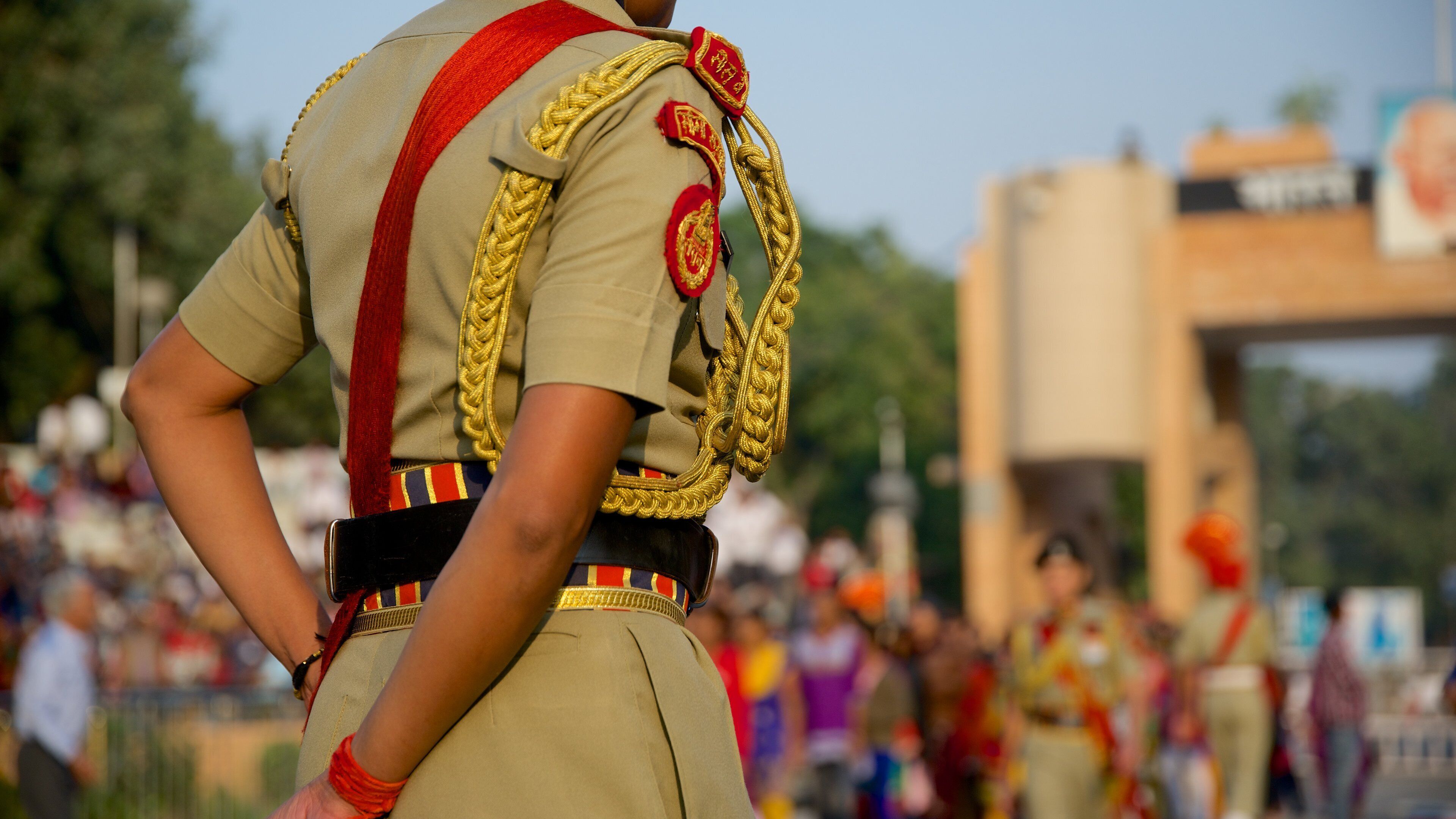 Amritsar qui includes articles militaires aussi bien que homme