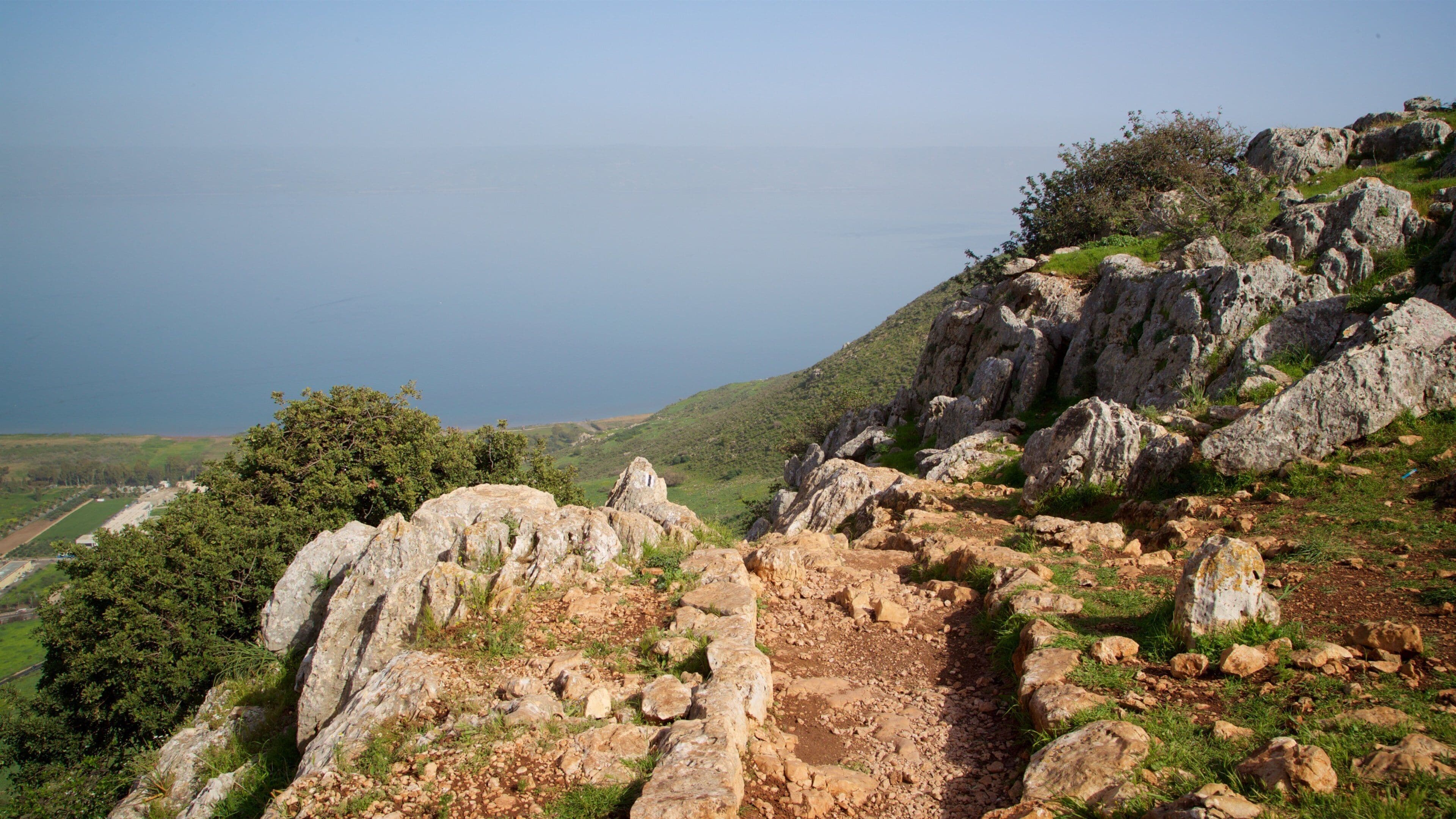 Mount Arbel showing general coastal views
