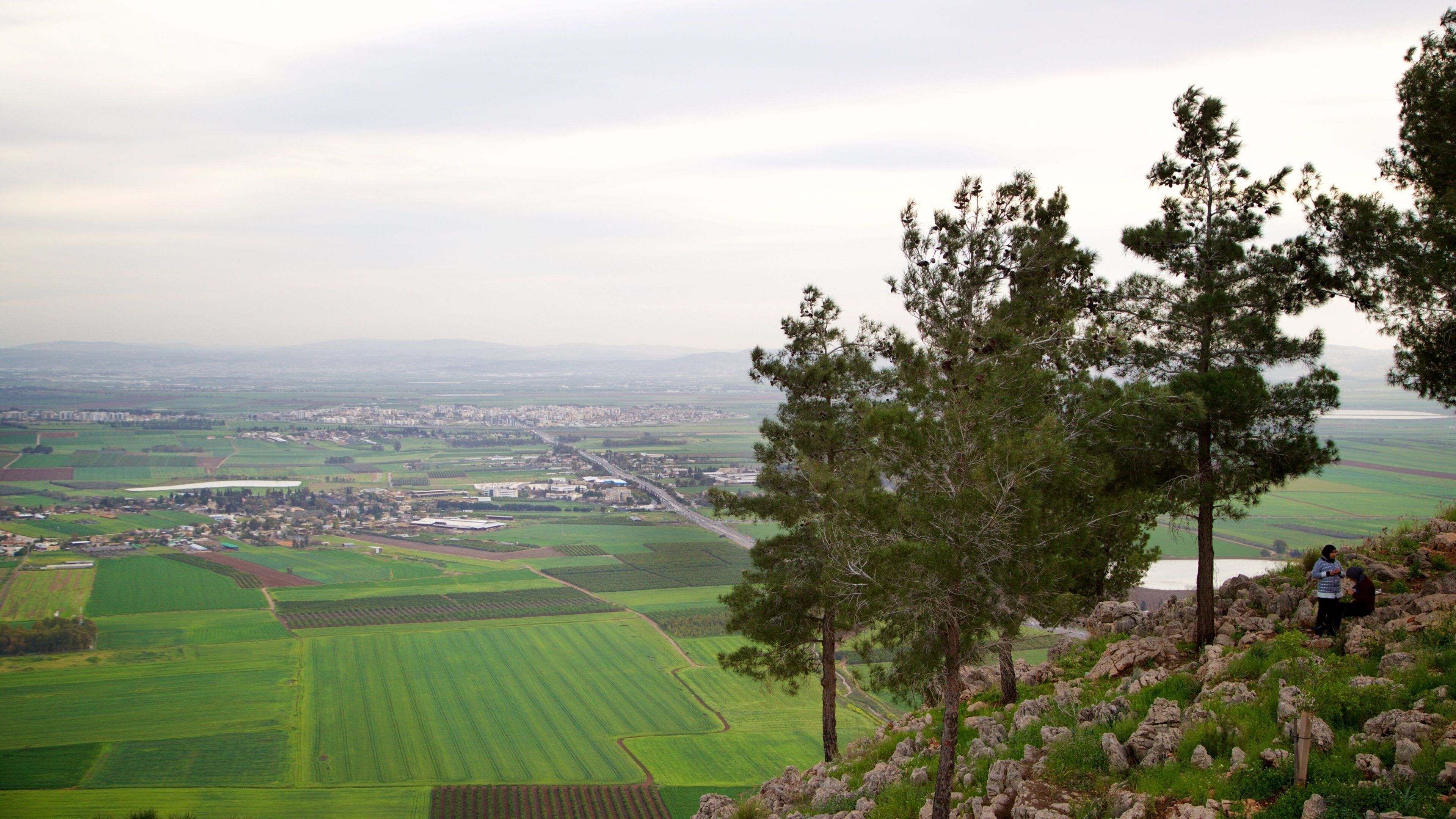 Mount of Precipice showing landscape views and tranquil scenes