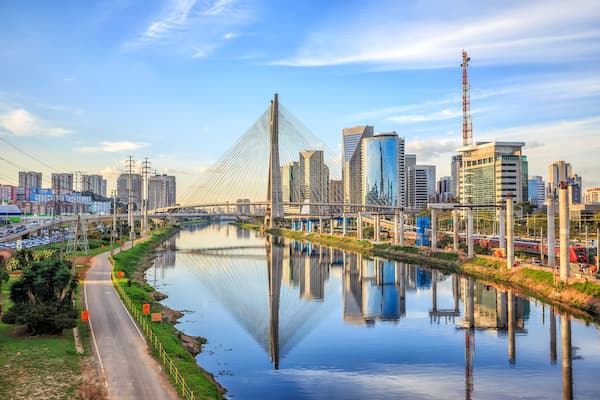 Octavio Frias de Oliveira Bridge in Sao Paulo Brazil South America, Shutterstock ID 302487110, Purchase Order: SP-1506 Go Guides, Order Number: , Client/Licensee: Faa Praharnpap, Other: Hcom budget