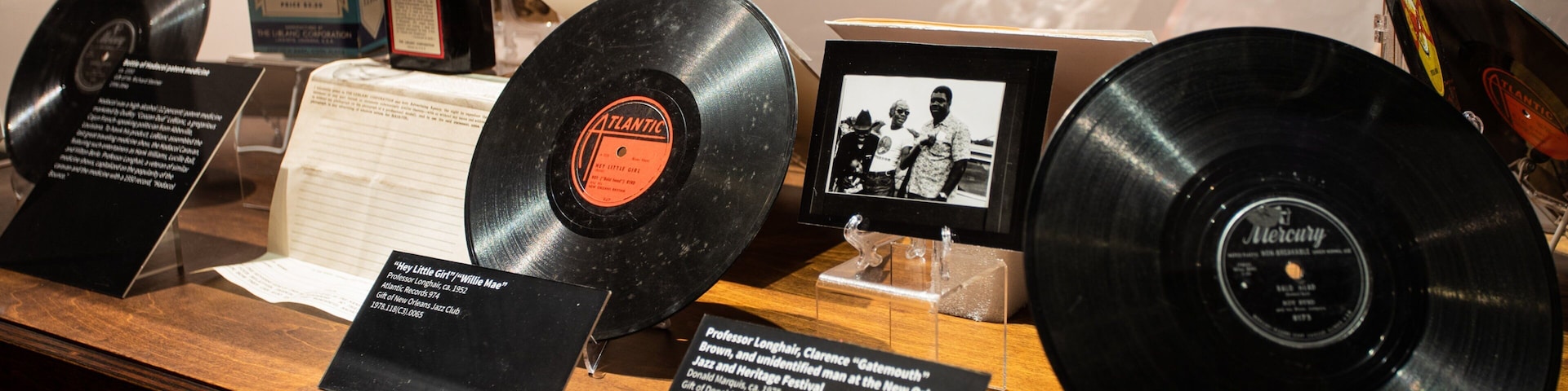 New Orleans Jazz Museum showing interior views