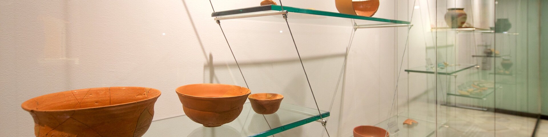 Yacimiento-Museo de las Termas Romanas de Campo Valdés mostrando vista interna