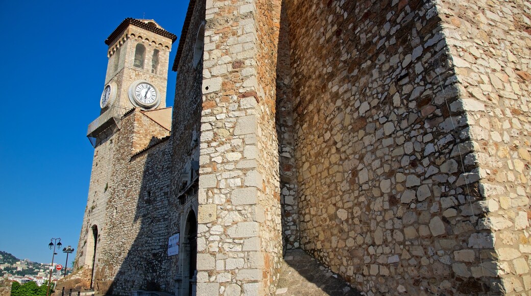 Notre Dame d\'Esperance Church featuring heritage elements
