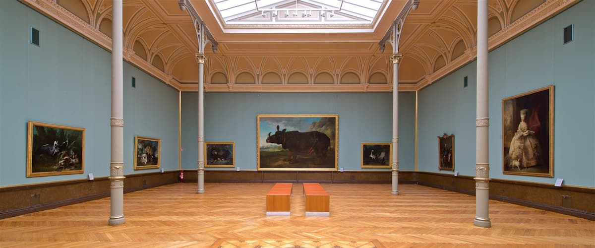 Museum Schwerin showing interior views and art