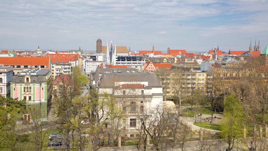 Renoma Department Store showing a city