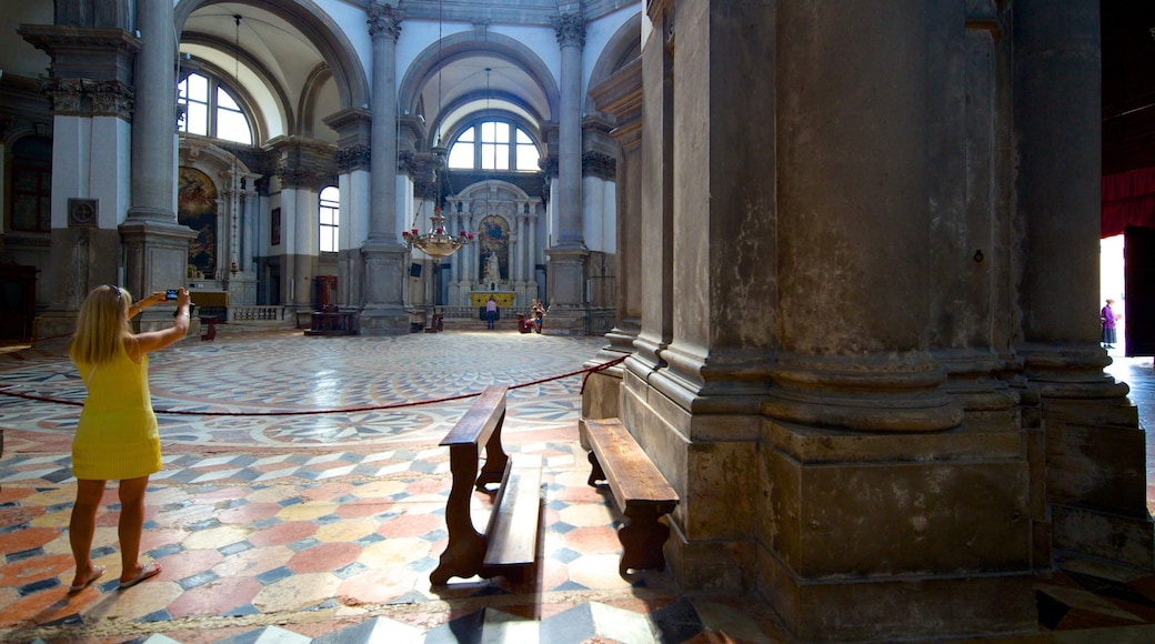 Parrocchia Santa Maria Della Salute featuring heritage architecture and interior views