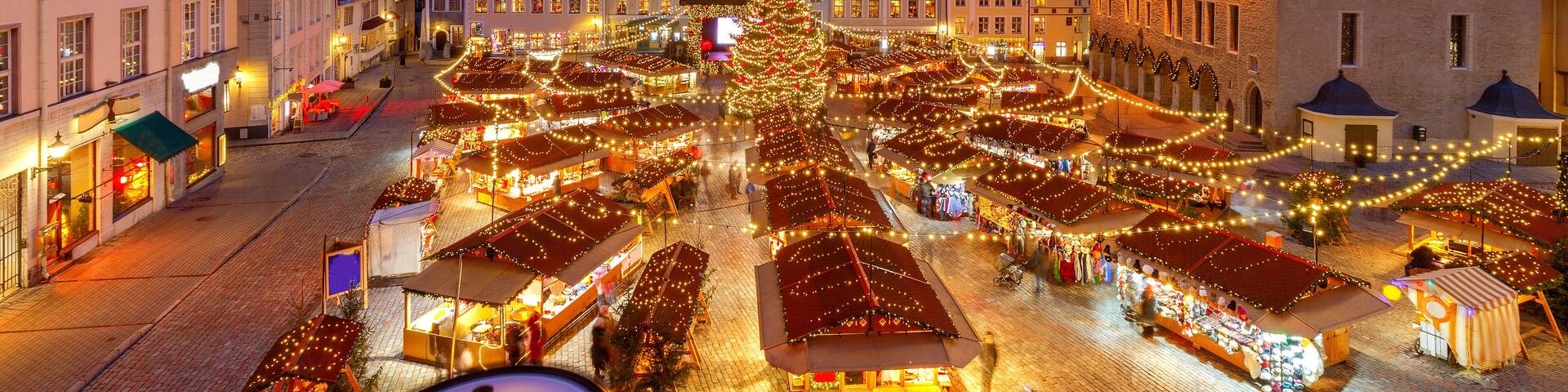 Tallinn. Town Hall Square at Christmas.