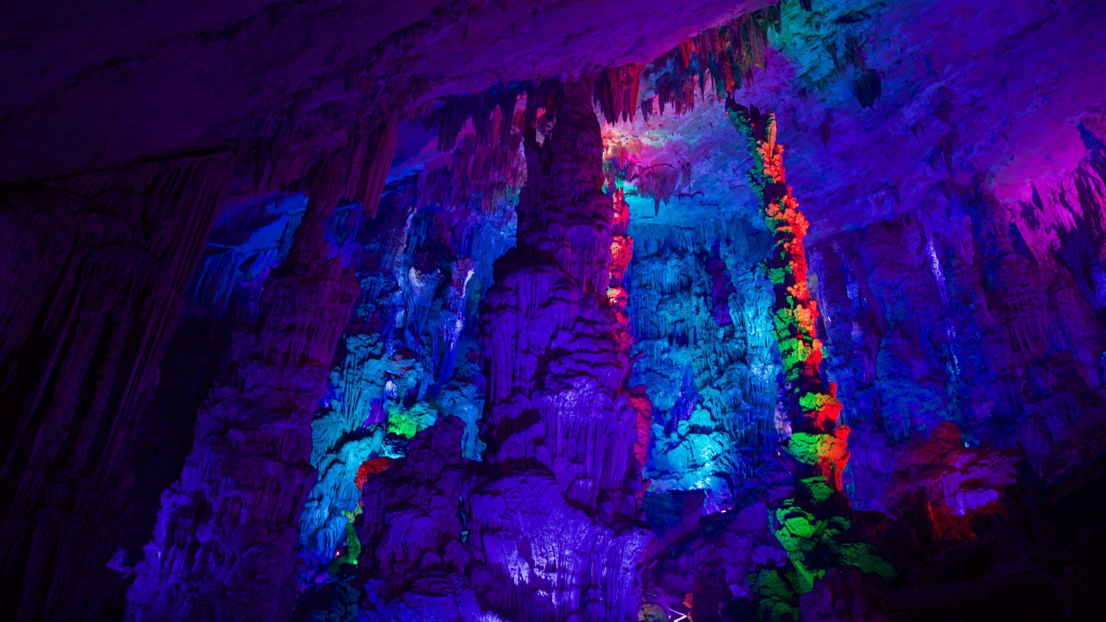 St Maarten and St Martin featuring caves