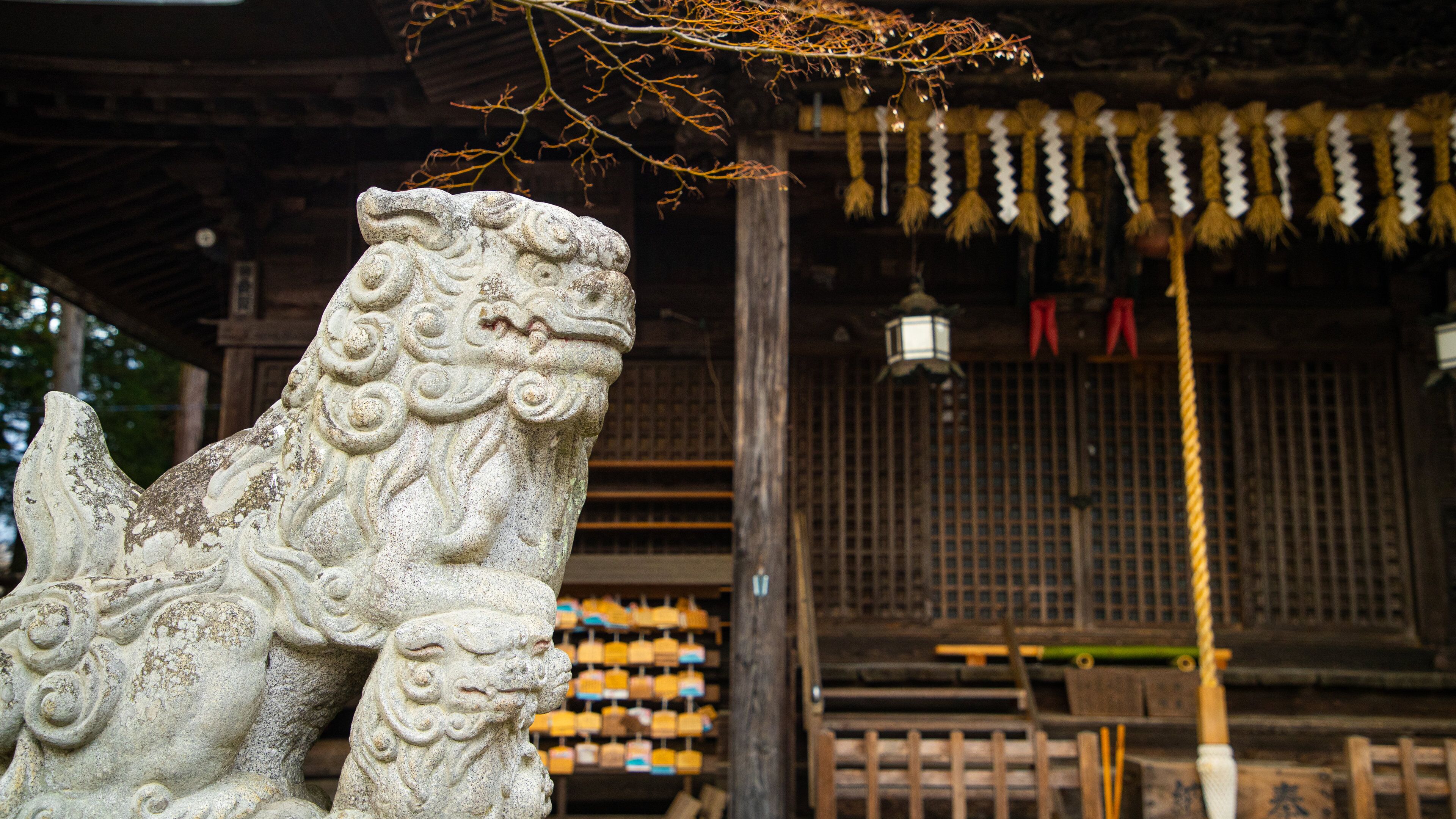 Fujiomuro Sengen Shrine featuring heritage elements, a statue or sculpture and a temple or place of worship