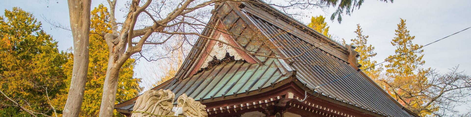 Fujiomuro Sengen Shrine which includes a temple or place of worship and heritage elements