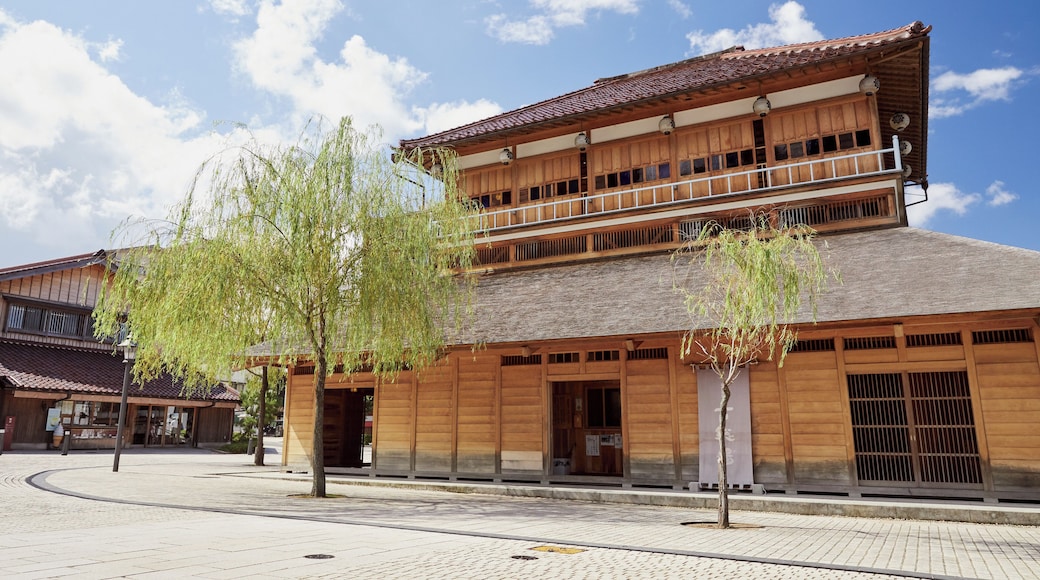 Kaga_YamashiroOnsen_553248621563235458_02