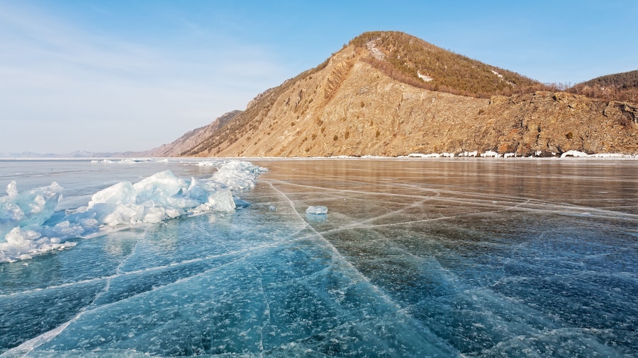 Lif ski di tasik Baikal