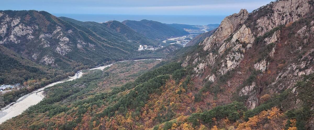 The view of Seorak national park from cable car