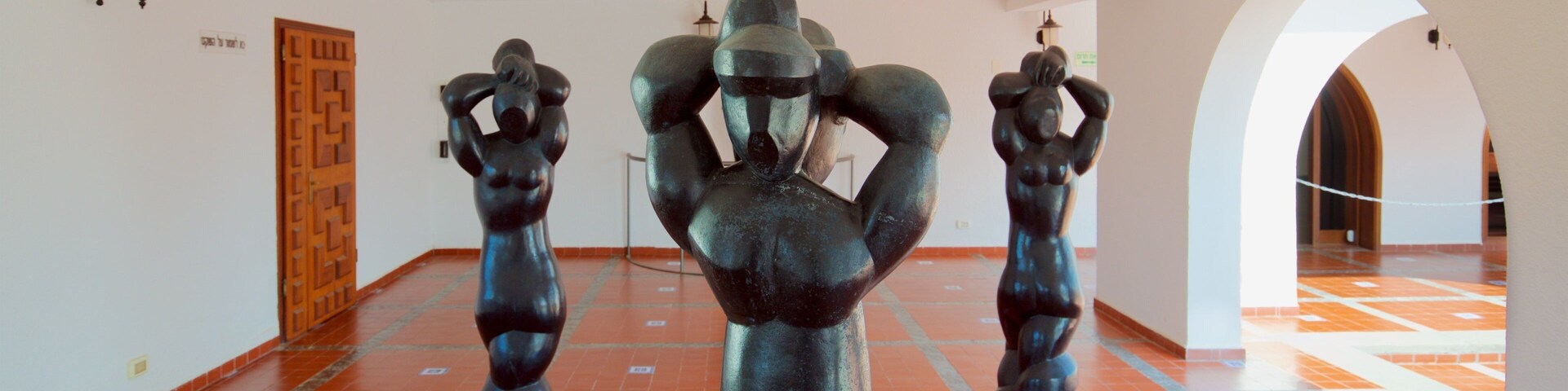 Caesarea Ralli Museum showing art and interior views