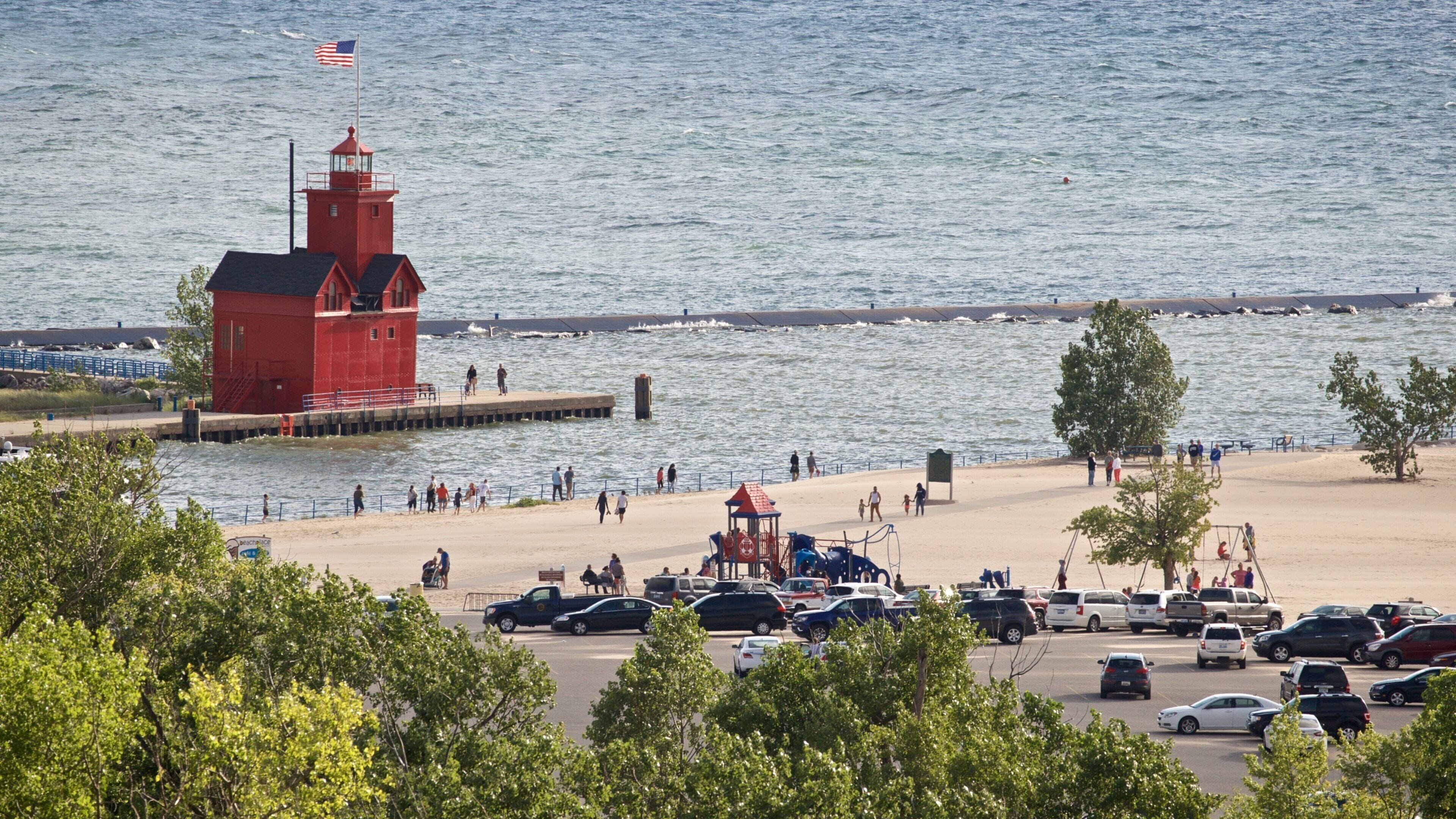 Mt. Pisgah Dune Boardwalk which includes general coastal views and a lighthouse