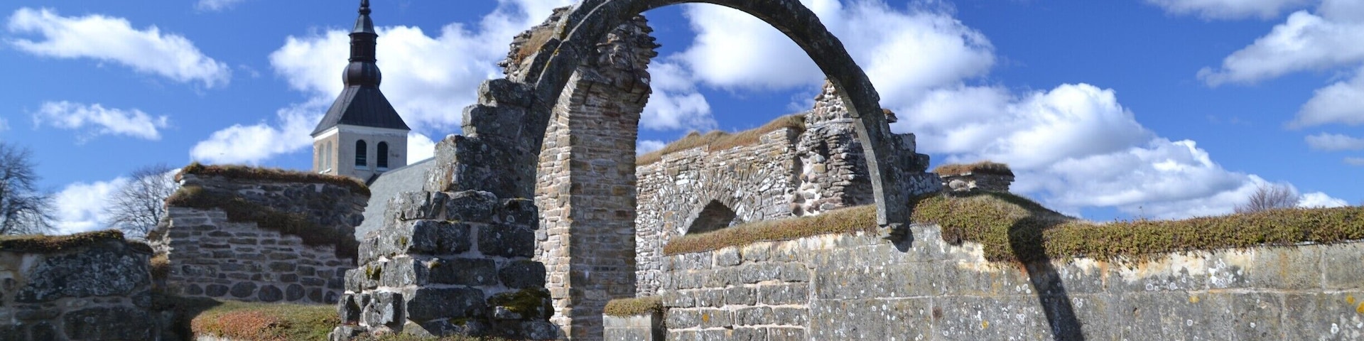Ruins of an old nunnery in Gudhem, which translates to "God Home", located in the west of Sweden. This area is filled with sights. Not only ruins like this, there are also graves and rune stones from the bronze age all around... An area seldom visited by foreign tourists.
#sweden #ruins #roadtrip #Blue