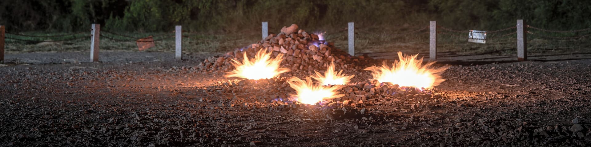 Hengchun_FireRocks_553248621565028486_01