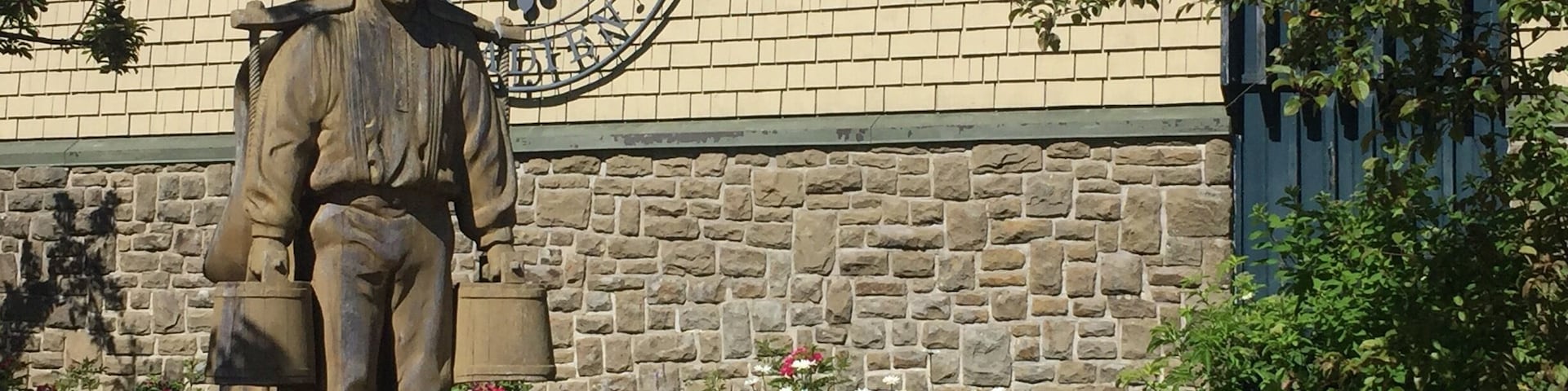 The village contains Acadian buildings dating from 1773 until 1944. All are staffed by interpreters dressed in period costumes. Very interesting.