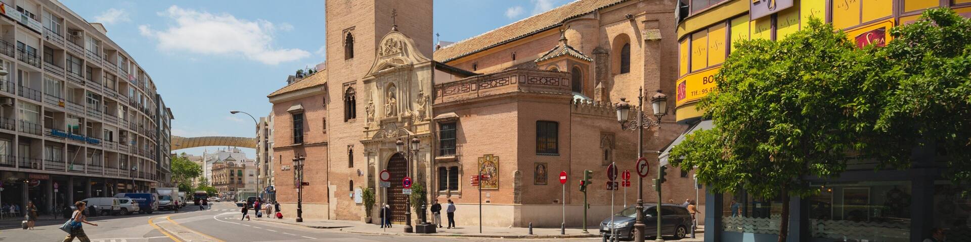 San Pedro Church which includes a church or cathedral and heritage architecture