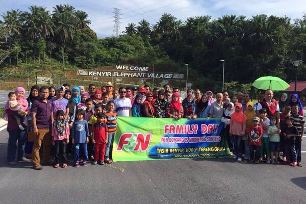 This is Kenyir Elephant village, near Tasek Kenyir Hulu Terengganu, Malaysia. Spacious parking space, beautiful scenery during canopy walk, and very entertaining elephant show and parade.