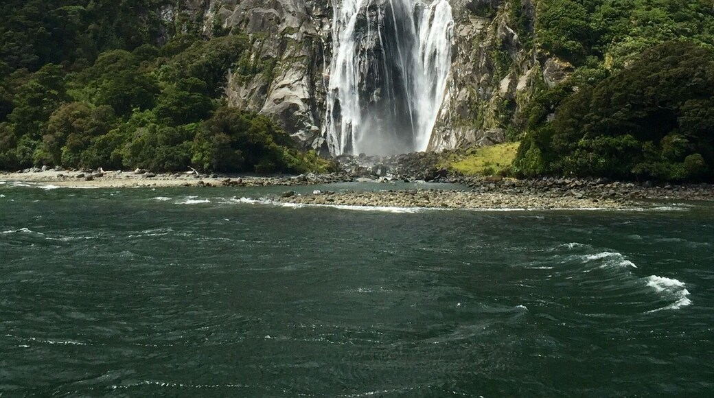 Milford Sound is a cliche must do for a good reason - it's awesome!! (Although I might like Doubtful sound "better". At least in comparing the actual sounds or fjords as they actually are). The upside to Milford - the drive there is beautiful and in Milford you can also kayak and check out the underwater observatory... Ooo and you get to go under Stirling Falls, which was amazing!
This is Bowen falls which is the other permanent waterfall in Milford Sound.
The day I was there was so sunny, and it was beautiful, the guides even said they never see it that clear and sunny! However, Milford is supposed to be even more magical in the rain because then hundreds of small waterfalls appear everywhere. The one time rain would've been good! Lol