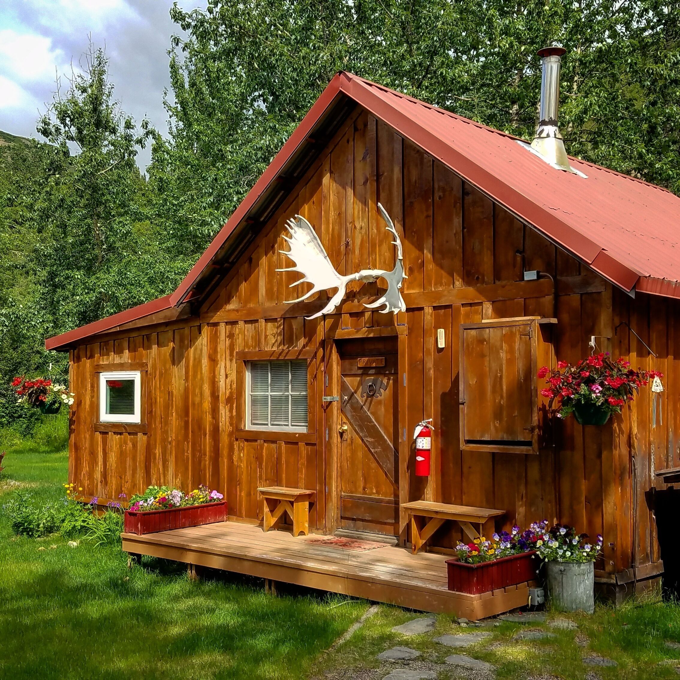 At the end of the park road sits Kantishna Roadhouse, a charming oasis inside Denali National Park. 
