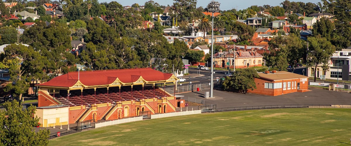 Queen Elizabeth Oval featuring landscape views and a garden